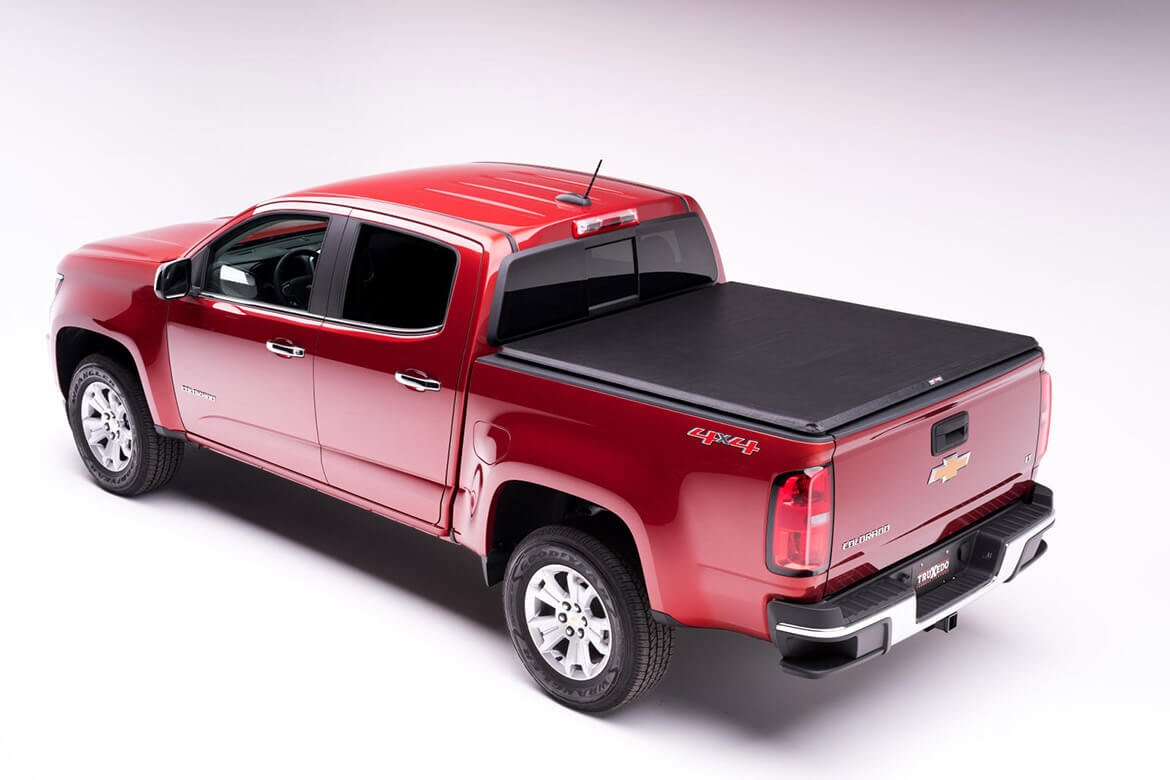 TruXport Soft Roll-Up Tonneau Cover product image
